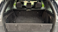 Land Rover Discovery 3.0 D300 R-Dynamic HSE 5dr Auto Diesel Station Wagon